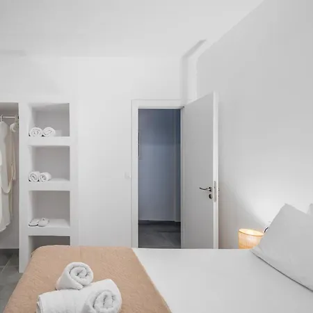 Puerto Serifos Λιβάδι