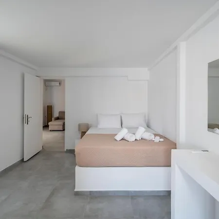 Puerto Serifos Λιβάδι